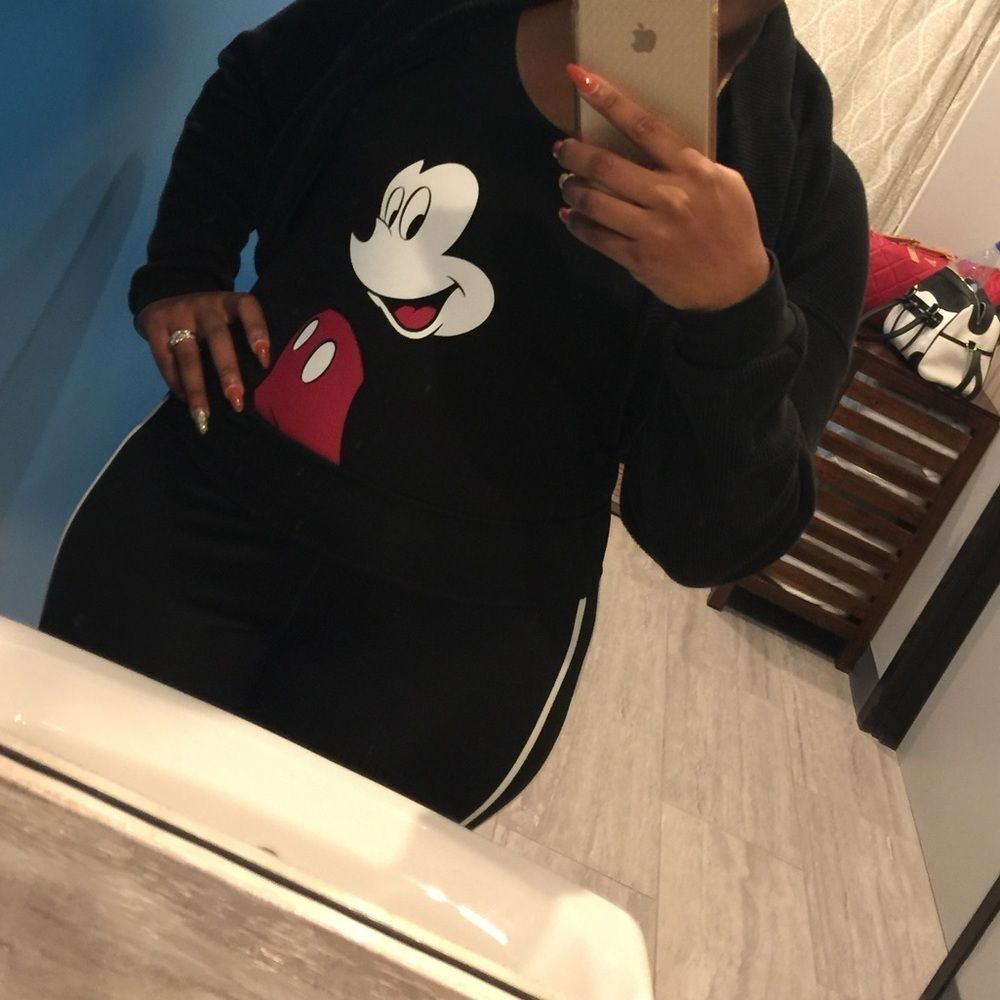 3/$50 Disney Mickey Mouse Cross Back Snap Bodysuit Black Graphic Park Outfit Lrg